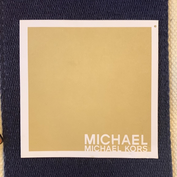 Michael Kors Tote! - Picture 8 of 8